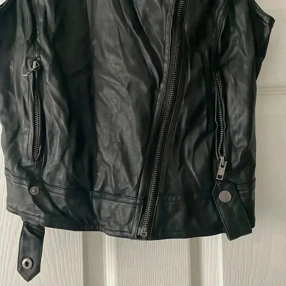 Faux Leather Vest - Picture 6 of 9